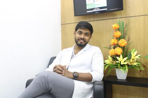 Best skin doctor near me in Valasaravakkam Chennai  Treatment for all skin  hair problems best and effective treatments for acne  acnescars hair fall  problems  baldness Contact CROWN SKIN CLINIC