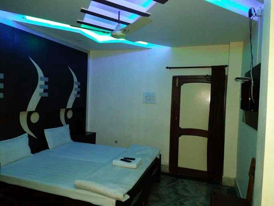Hotel Arjun Hotels In Damoh Justdial
