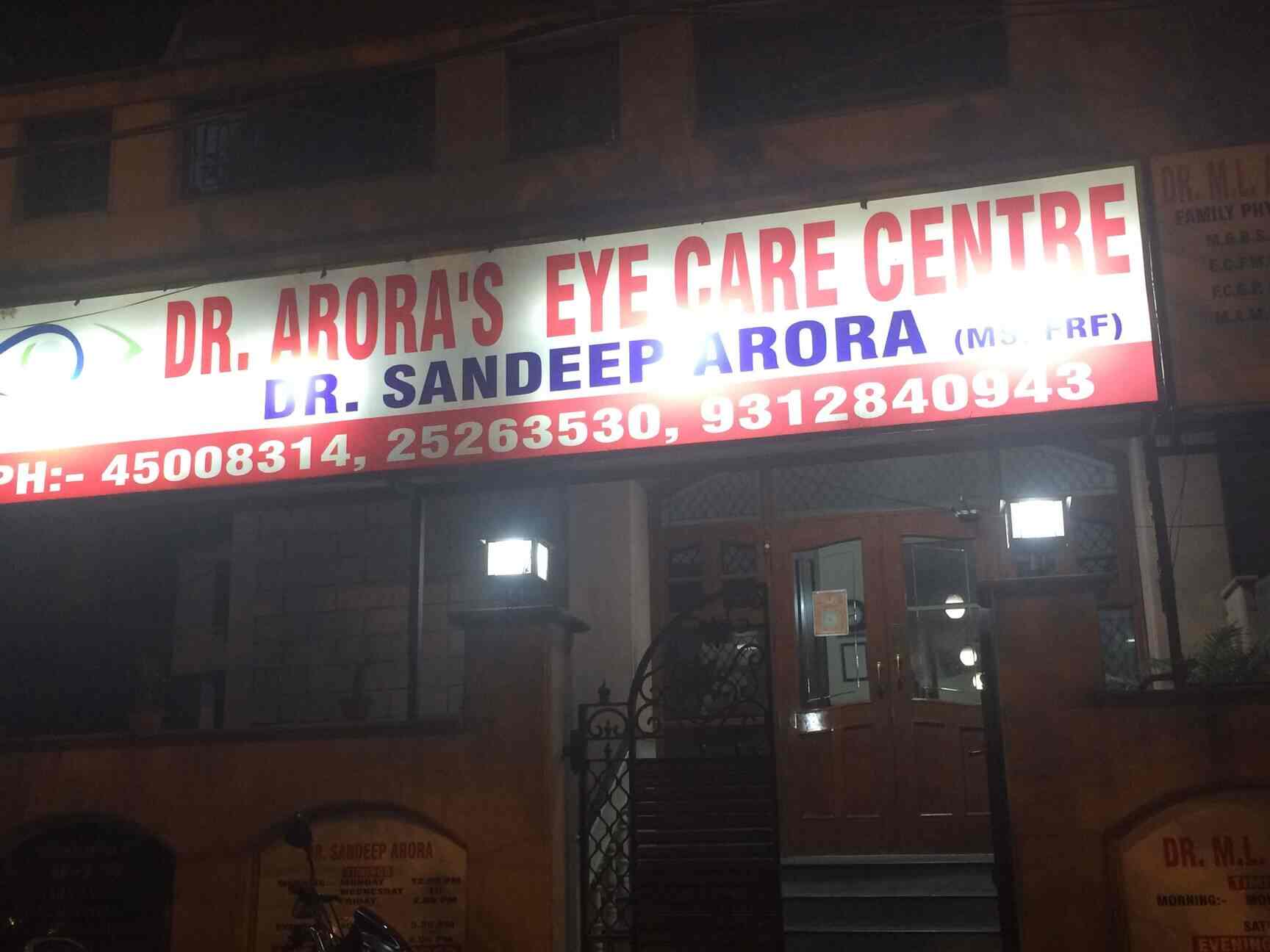 Dr Sandeep Arora Dr Arora Eye Care Centre Photos Paschim Vihar Delhi Ncr Pictures Images Gallery Justdial