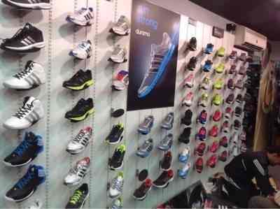 adidas shoes showroom in laxmi nagar delhi adidas shoes showroom in laxmi nagar delhi