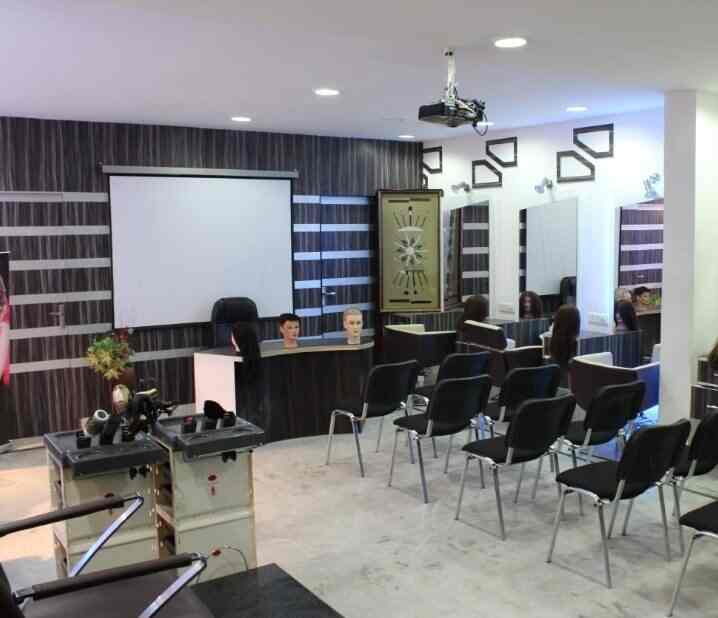 Shades Skin Hair Care Reviews Raja Park Jaipur 359 Ratings