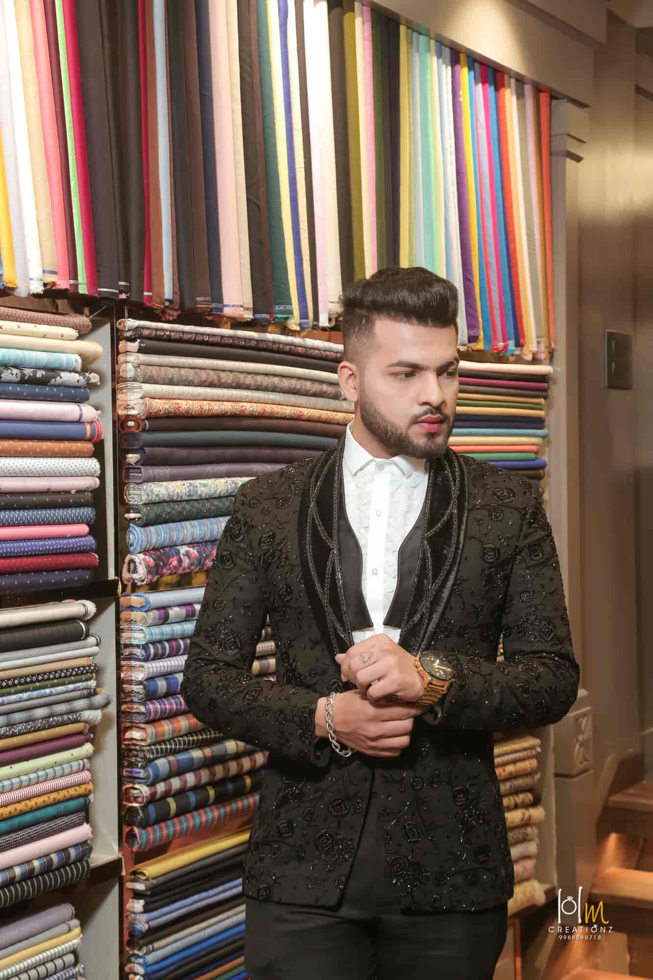 Faqir Chand and Sons (Ria's)Tailors Of Lahore in Gurdev Nagar,Ludhiana