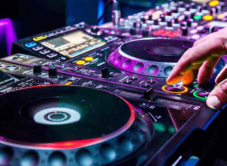 Dj Dynamite Reviews Mustafabad Yamunanagar 8 Ratings Justdial